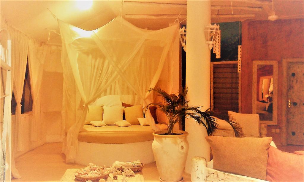 Fortamu Lady D House Watamu Exterior photo